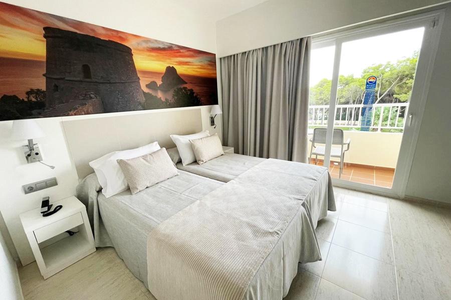 Invisa Ereso All Inclusive Es Cana Dış mekan fotoğraf