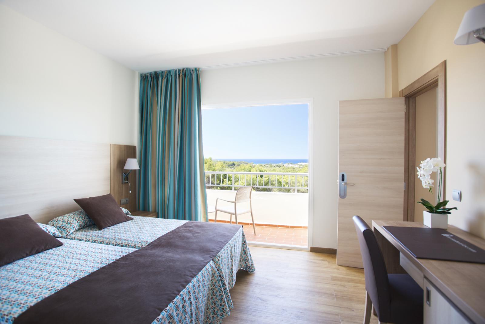 Invisa Ereso All Inclusive Es Cana Dış mekan fotoğraf