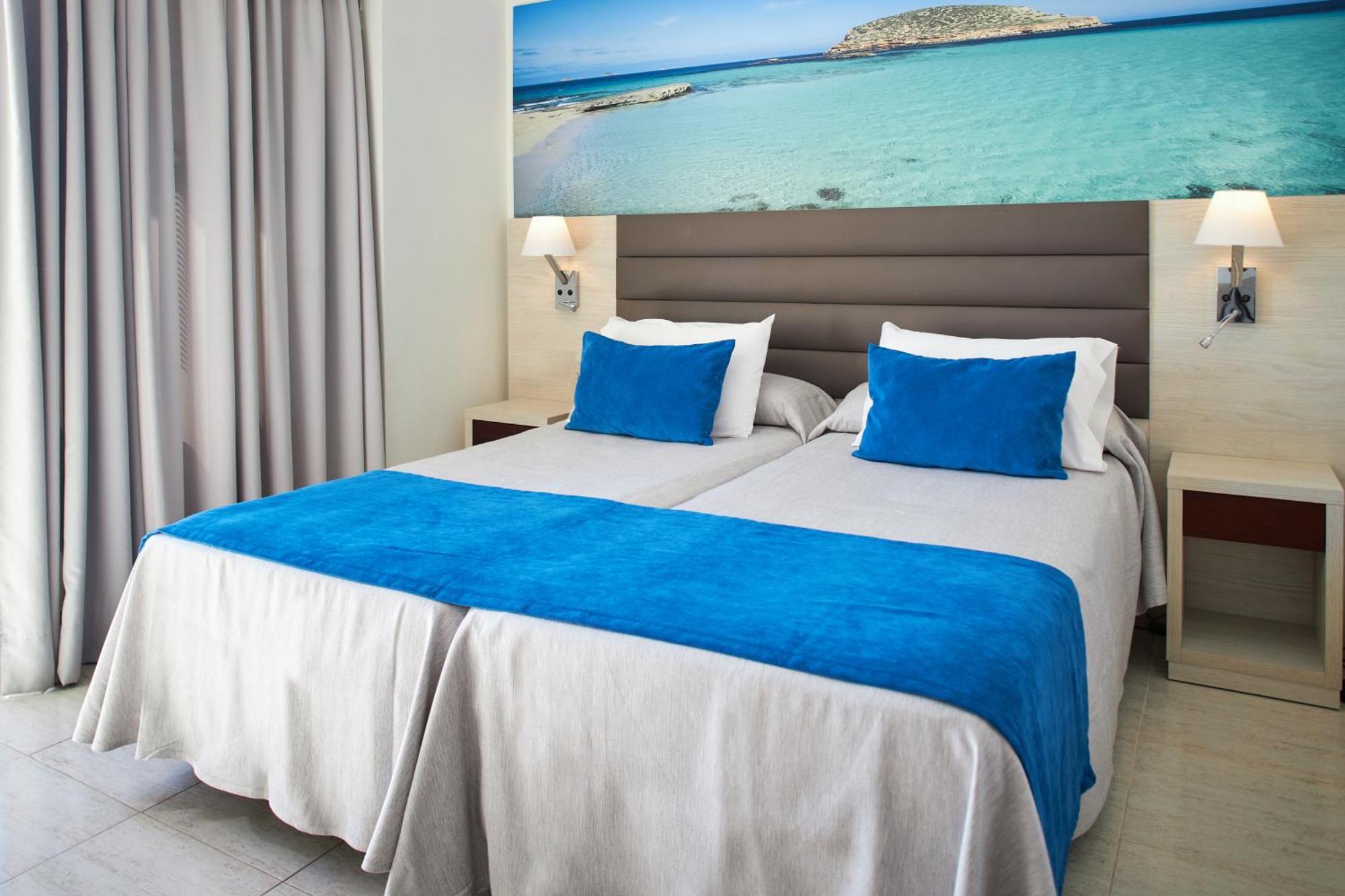 Invisa Ereso All Inclusive Es Cana Dış mekan fotoğraf