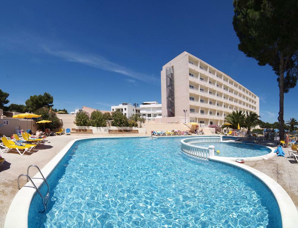 Invisa Ereso All Inclusive Es Cana Dış mekan fotoğraf