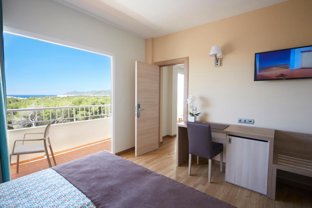 Invisa Ereso All Inclusive Es Cana Dış mekan fotoğraf