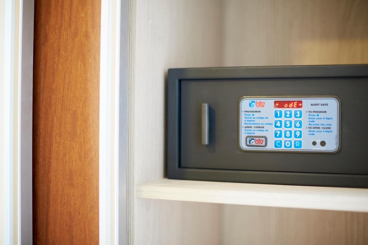 Invisa Ereso All Inclusive Es Cana Dış mekan fotoğraf